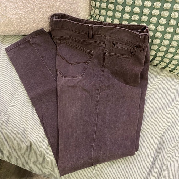 Denim - J. Jill Brown Jeans, Slim Leg, Stretch. EUC. Size 10